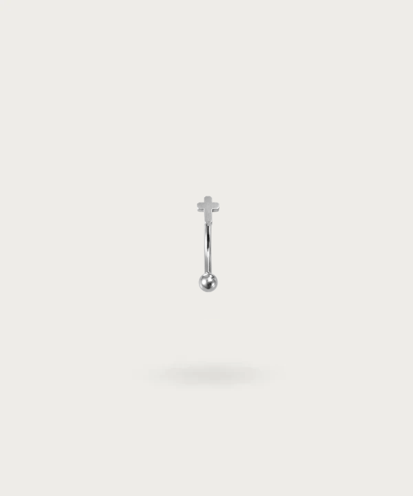 Priscilla | Rook Piercing Met Kruis