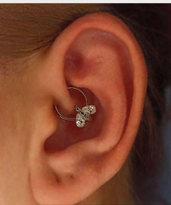 Ring Piercing met een bij in zilver vour vrouw