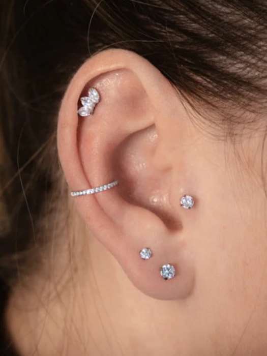 Piercing Hélix Aro vrouw